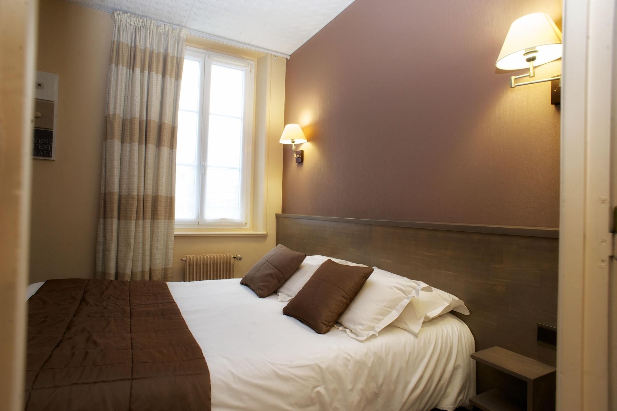Brit Hotel Le Surcouf Saint-Malo Exterior photo