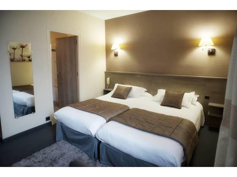Brit Hotel Le Surcouf Saint-Malo Exterior photo